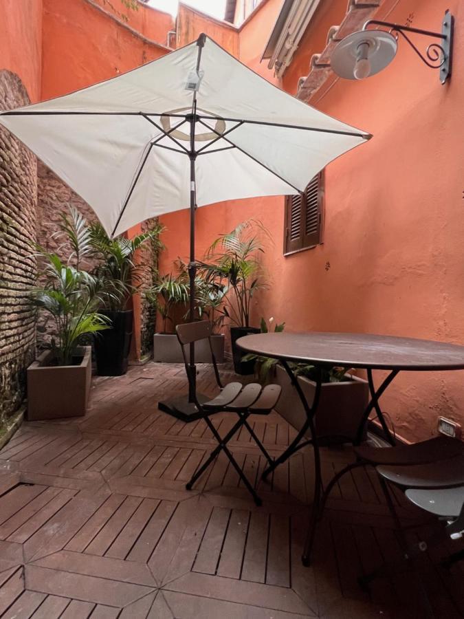 Rione Monti Studio Apt With Private Garden 罗马 外观 照片