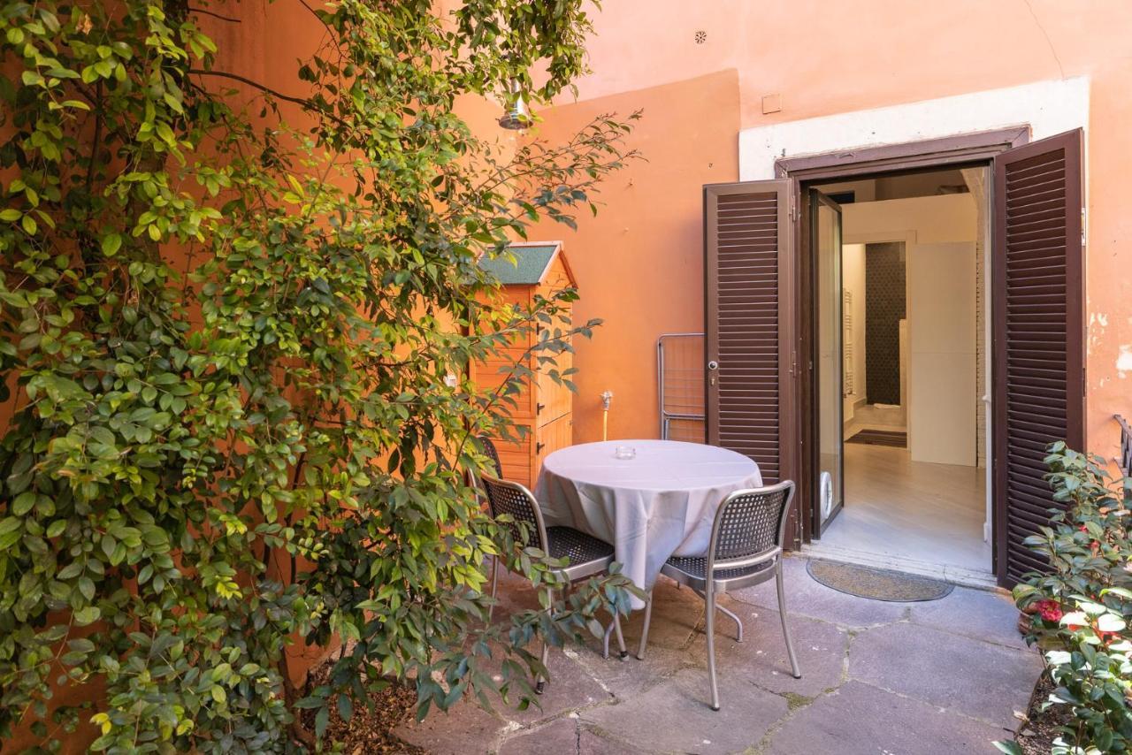 Rione Monti Studio Apt With Private Garden 罗马 外观 照片